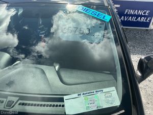 2013 HYUNDAI i30 1.6 DIESEL LOW MILEAGE - Image 4