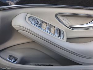 141 Mercedes-Benz S-Class Amg Sport - Image 4