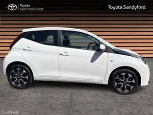 Toyota Aygo 1.0 5DR X-PLAY // REAR CAMERA // BLUET - Image 3