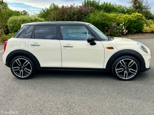 2015 Mini Cooper 1.5 PETROL 5 DOOR - Image 2