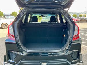 Honda Fit 2016 Hybrid Automatic - Image 4