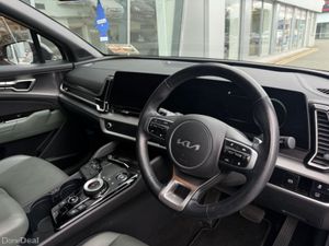 Kia Sportage 1.6 PETROL HEV HYBRID Anniversary - Image 2