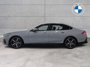 BMW i5 eDrive40 M Sport Saloon - Image 3