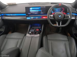 BMW M5 Saloon - Image 4