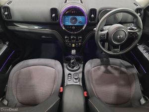 Mini Countryman Cooper S E Classic - Image 4