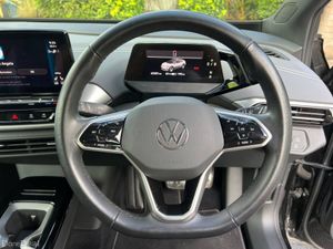 Volkswagen ID.4 PURE LIFE 52KWH // PARKING SENSORS - Image 4