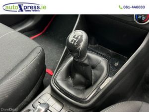 Ford Fiesta 1.1 Petrol, Manual - Image 4