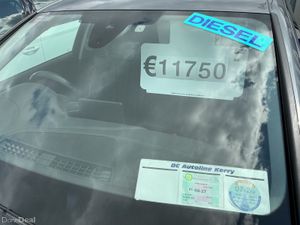 2017 AUDI A4 2.0 TDI 150 BHP LEATHER SAT-NAV - Image 4