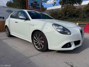 12 Alfa Romeo Giulietta 1.4T Auto High Spec - Image 2