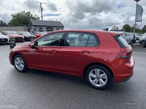 Volkswagen Golf Life - Image 3