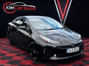 LUXURY TOYOTA PRIUS LEATHER & HEATED SEAT TOP SPEC - Image 2