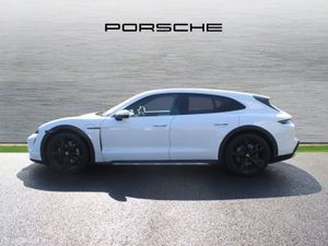 Porsche Taycan 4 Cross Turismo - Image 4