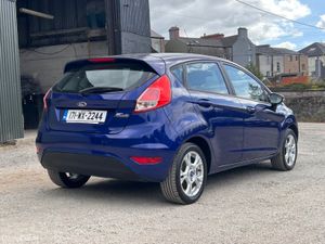 Ford Fiesta 2017 1.25 petrol manual - Image 4