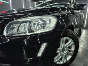 Volvo XC60 2017 - Image 2