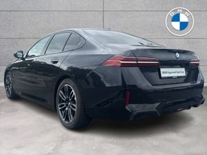 BMW 5-Series 530e M Sport Saloon - Image 3