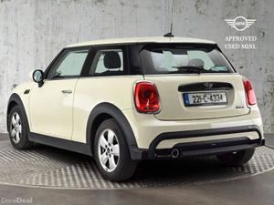 Mini Cooper 3-Door Cooper Classic - Image 2