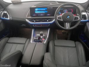 BMW XM 50e - Image 4