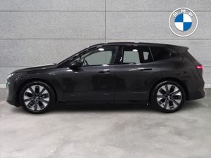 BMW iX xDrive45 Sport - Image 4