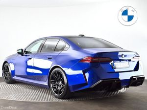 BMW M5 Saloon - Image 2