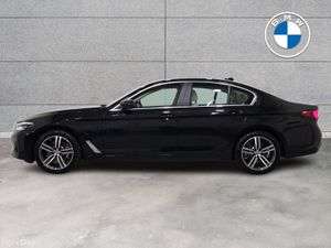 BMW 5-Series 530e SE Saloon - Image 4