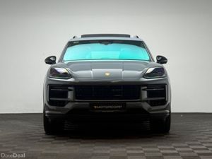 Porsche Cayenne S BLACK EDITION V6 E-HYBRID - Image 2