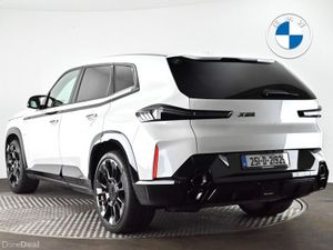 BMW XM 50e - Image 2