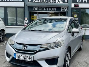 Honda Fit 2015  1.5 Hybrid Automatic 42.7 k miles - Image 2