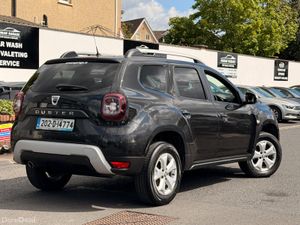 Dacia Duster 2020 1.5 blue edition - Image 4