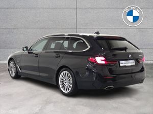 BMW 5-Series 530e SE Touring - Image 3