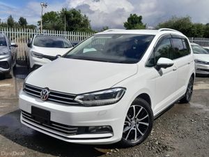 Volkswagen Touran 1.4 L Petrol TSI HIGH LINE - Aut - Image 3