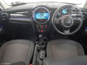 Mini Cooper 3-Door Cooper Classic - Image 4