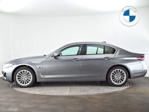 BMW 5-Series 530e SE Saloon - Image 3