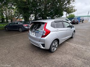 Honda Fit 1.5 Hybrid Petrol 2014 - Image 4