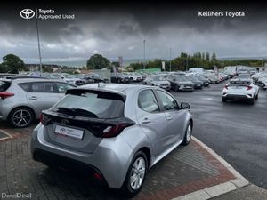 Toyota Yaris Hybrid Luna - Image 2