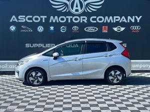 Honda Fit 1.5 Petrol Hyrbid Automatic - Image 4