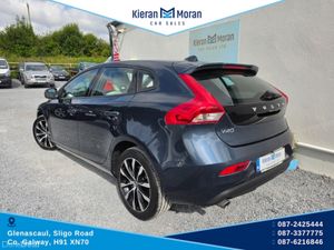 Volvo V40 T3 MOMENTUM ED 5DR AUTO - Image 4