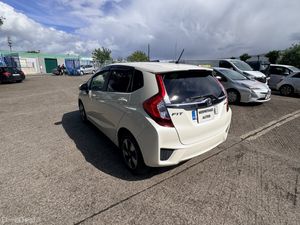 Honda Fit 1.5 Hybrid Petrol 2016 - Image 4