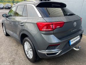 Volkswagen T-Roc 1.6 TDI 115BHP DESIGN LOW KMS!!.. - Image 4