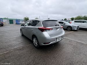 Toyota Auris 1.8 Hybrid 2016 - Image 4
