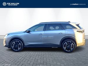 Peugeot 5008 New Model Allure. 73Kwh Electric. (7S - Image 4