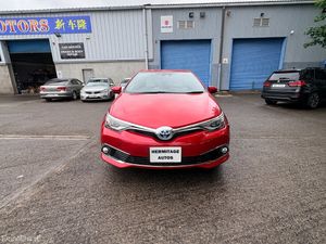 Toyota Auris 1.8 Hybrid 2016 - Image 2