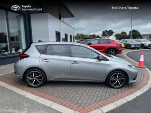 Toyota Auris HYBRID LUNA SPORT 4DR AUTO - Image 3