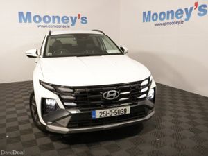 Hyundai Tucson Executive Ex Demo 1.6l Diesel Suv - Image 2