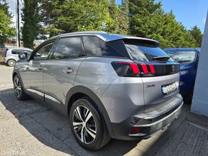 2017 PEUGEOT 3008 ALLURE 1.2 PETROL MANUAL 130BHP - Image 4