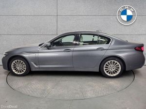 BMW 5-Series 530e SE Saloon - Image 4