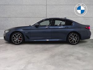 BMW 5-Series 530e M Sport Saloon - Image 4