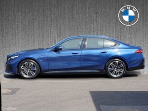 BMW 5-Series 530e M Sport Saloon - Image 4