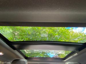 Land Rover Range Rover Evoque EDITION SUNROOF P300 - Image 3