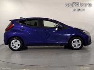 Toyota Aqua 1.5 - Image 2