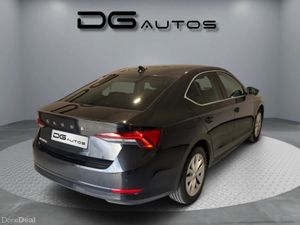 Skoda Octavia Low KMs - 2.0 TDI SEL 150PS 5DR - Image 3